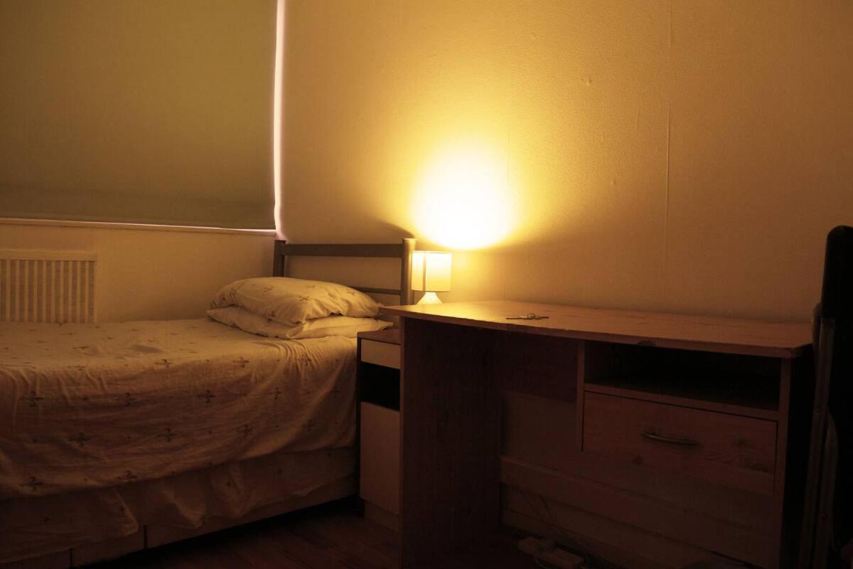 Double Room In Private Apartment London Luaran gambar